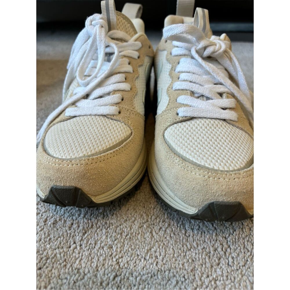 NEW wo box VEJA Women's Venturi Sneaker, $260 - Picture 8 of 8